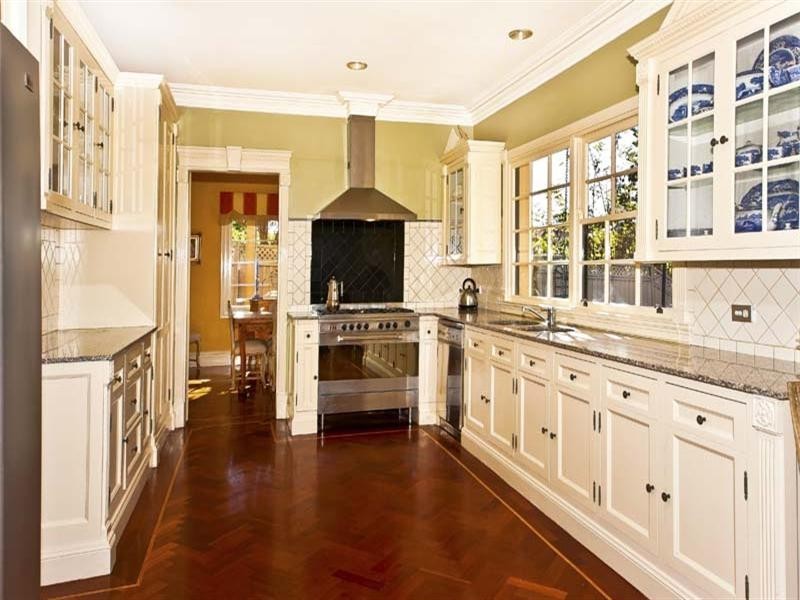 12 Lanceley Place, Abbotsbury NSW 2176