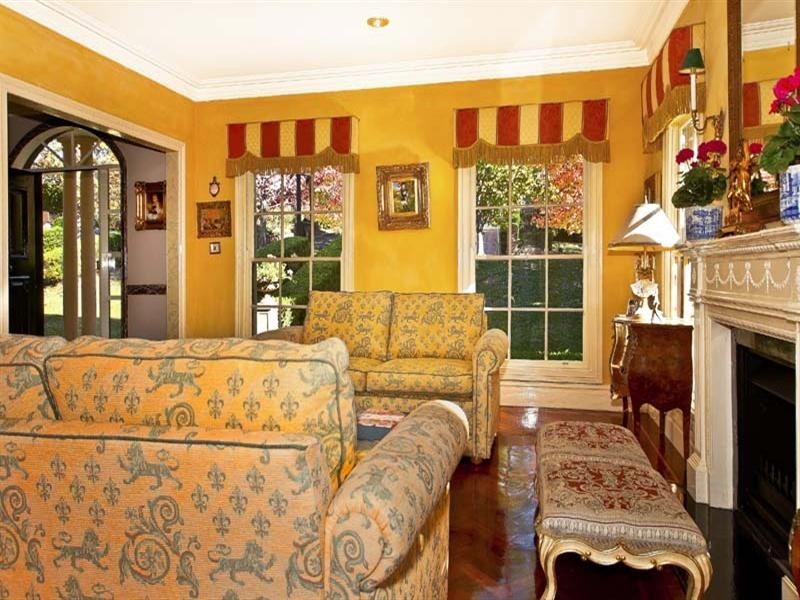 12 Lanceley Place, Abbotsbury NSW 2176