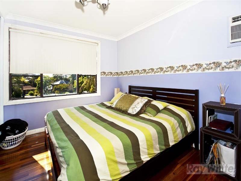 10 Turquoise Crescent, Bossley Park NSW 2176