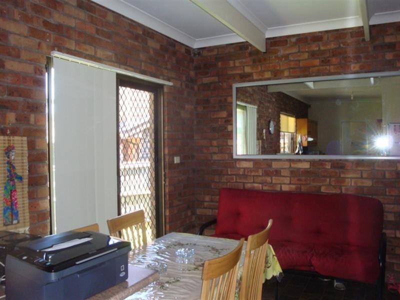 1 Moonlight Road, Prairiewood NSW 2176