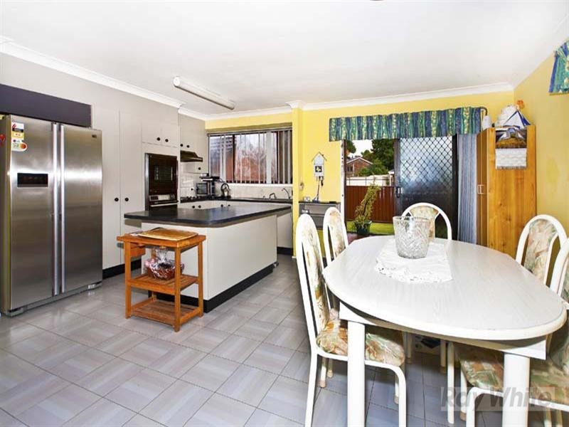 1 Seppelt Place, Edensor Park NSW 2176