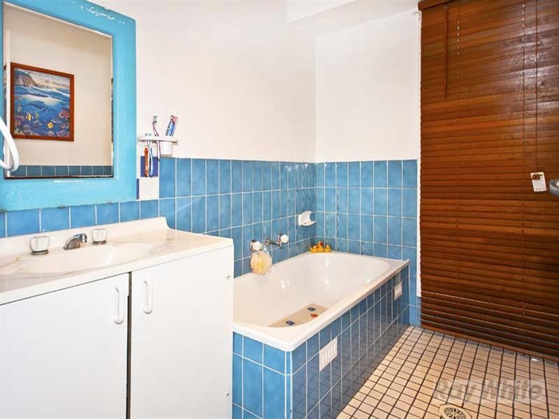 1 Seppelt Place, Edensor Park NSW 2176