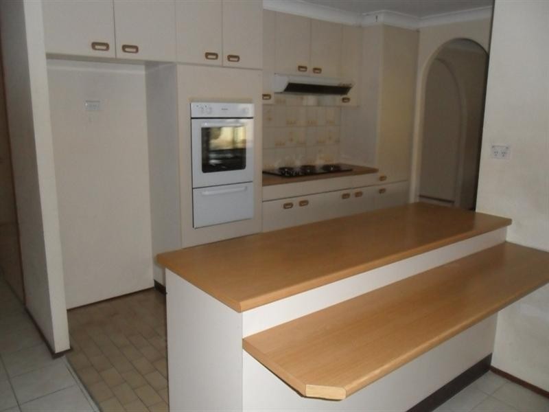 11 Cherokee Avenue, Greenfield Park NSW 2176