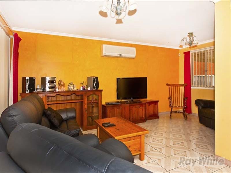 8 Minto Close, Bonnyrigg Heights NSW 2177