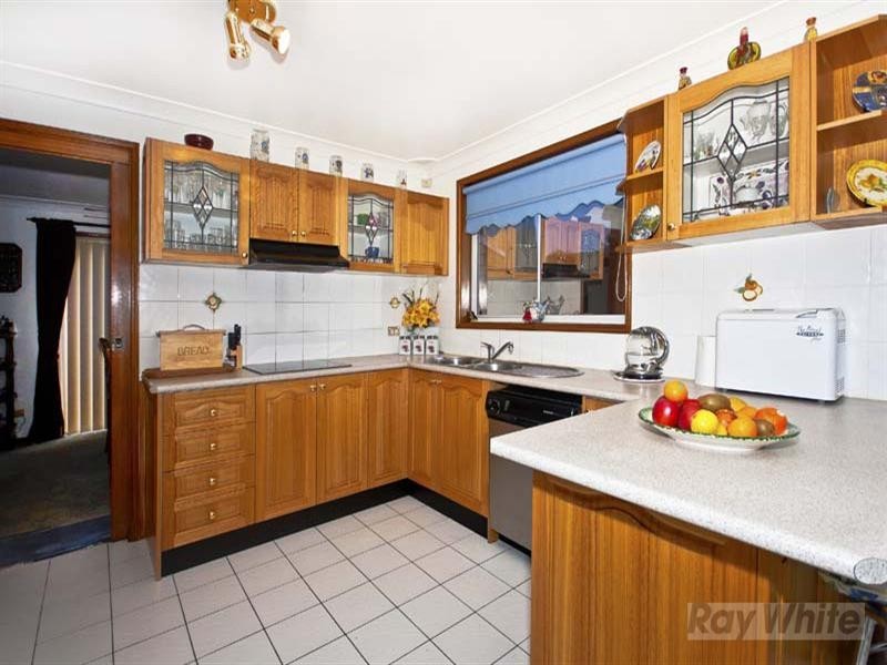 24 Holbrook Street, Bossley Park NSW 2176