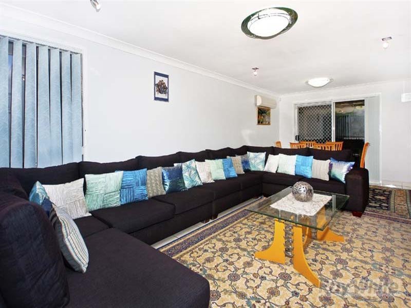 34 Zappia Place, Edensor Park NSW 2176