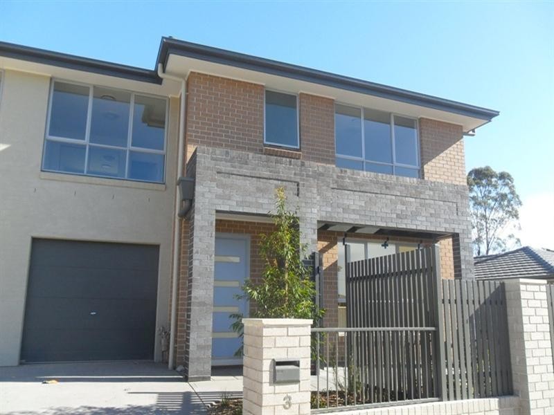 3 Reeves Crescent, Bonnyrigg NSW 2177