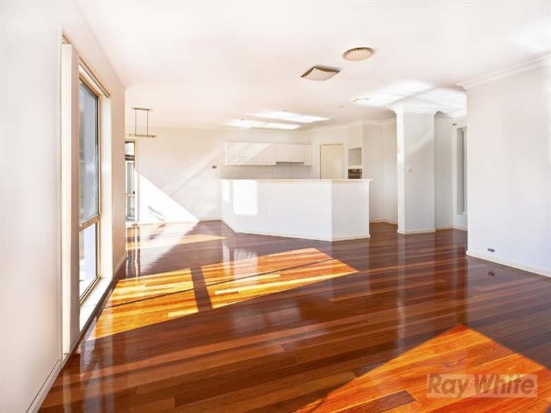 60 Edinburgh Circuit, Cecil Hills NSW 2171