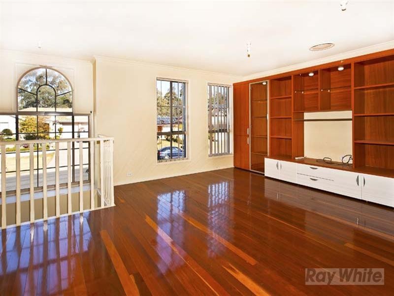 60 Edinburgh Circuit, Cecil Hills NSW 2171