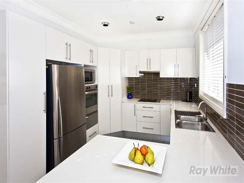 22 Mohawk Crescent, Greenfield Park NSW 2176