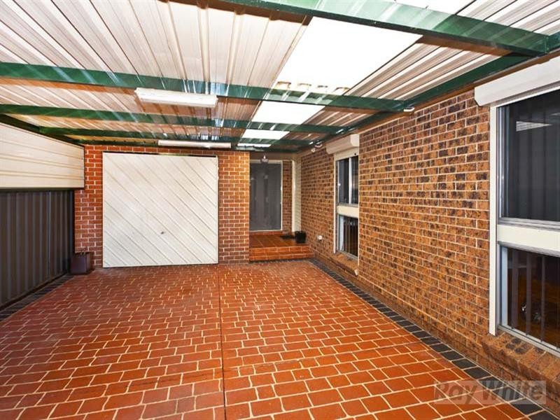 9 Burramy Close, Bossley Park NSW 2176