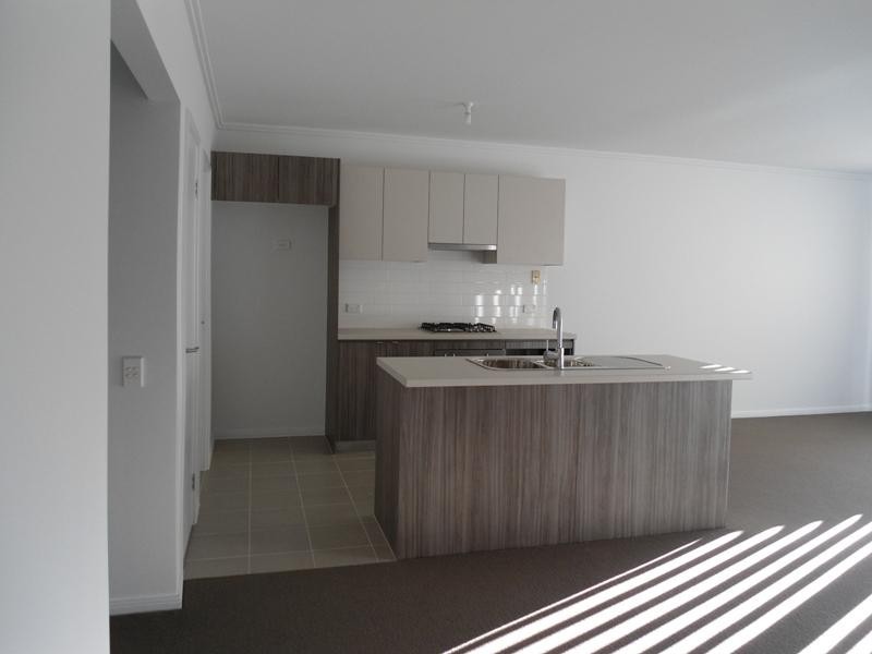 32 Bunker Crescent, Bonnyrigg NSW 2177