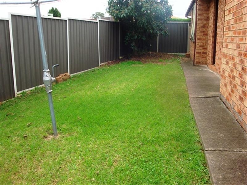 16 Delgarno Road, Bonnyrigg Heights NSW 2177