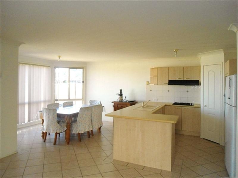 52 McCarthy Street, Fairfield West NSW 2165