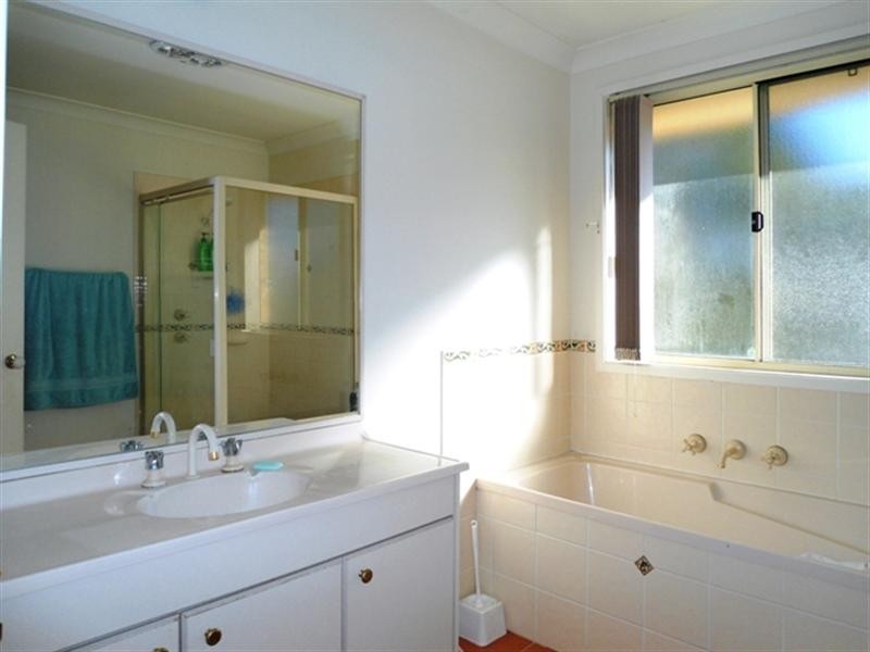 52 McCarthy Street, Fairfield West NSW 2165