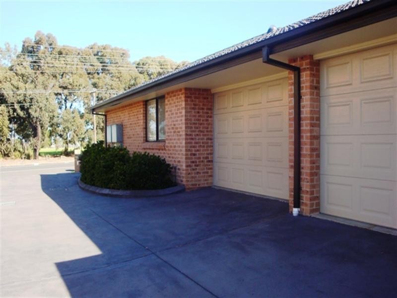 1/214 Brenan Street, Smithfield NSW 2164