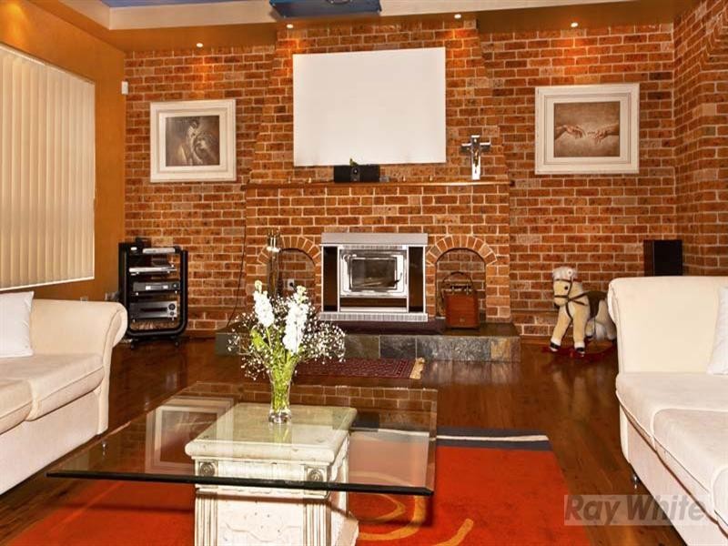66 Province Street, Abbotsbury NSW 2176