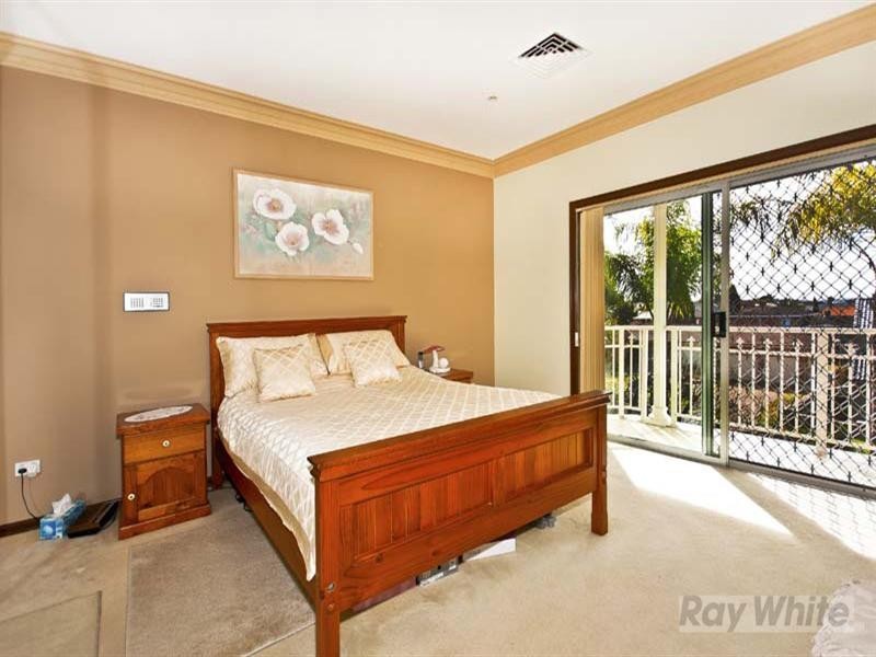 66 Province Street, Abbotsbury NSW 2176