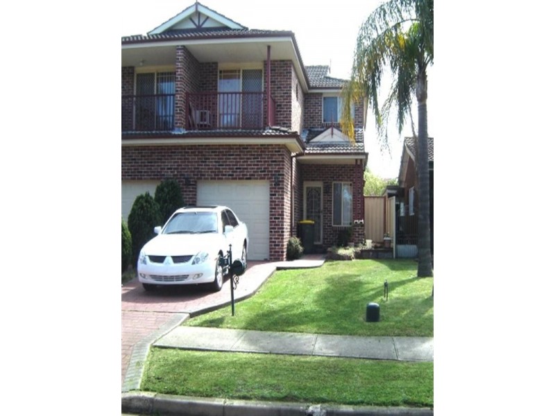 2/9 Carlyle Street, Bossley Park NSW 2176