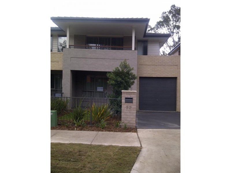 32 Bunker Crescent, Bonnyrigg NSW 2177