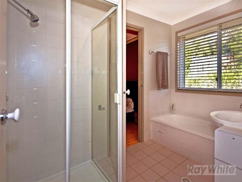 77B Edinburgh Circuit, Cecil Hills NSW 2171