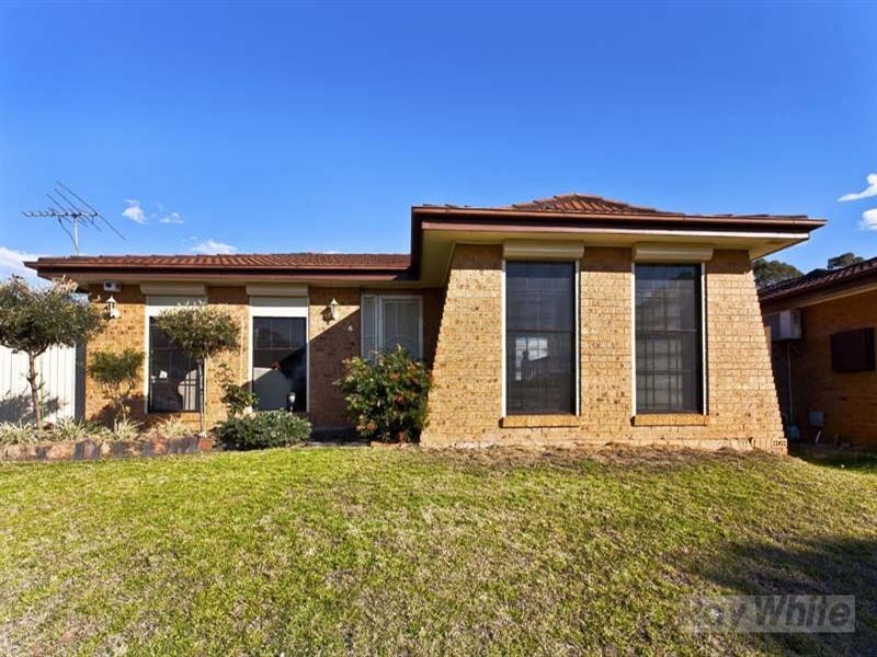 6 Cheyenne Road, Greenfield Park NSW 2176