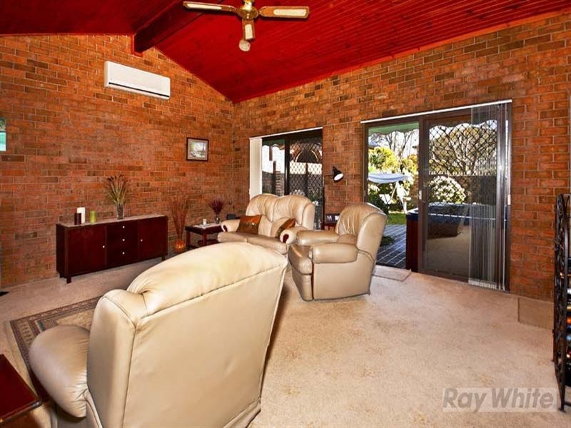 5 Pokolbin Place, Edensor Park NSW 2176