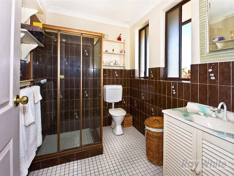 5 Pokolbin Place, Edensor Park NSW 2176