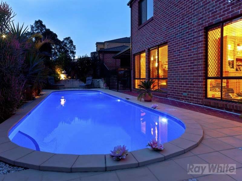 19 Hackett Road, Abbotsbury NSW 2176