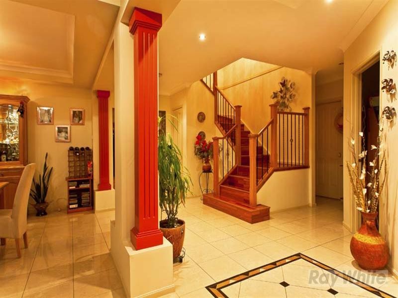 19 Hackett Road, Abbotsbury NSW 2176