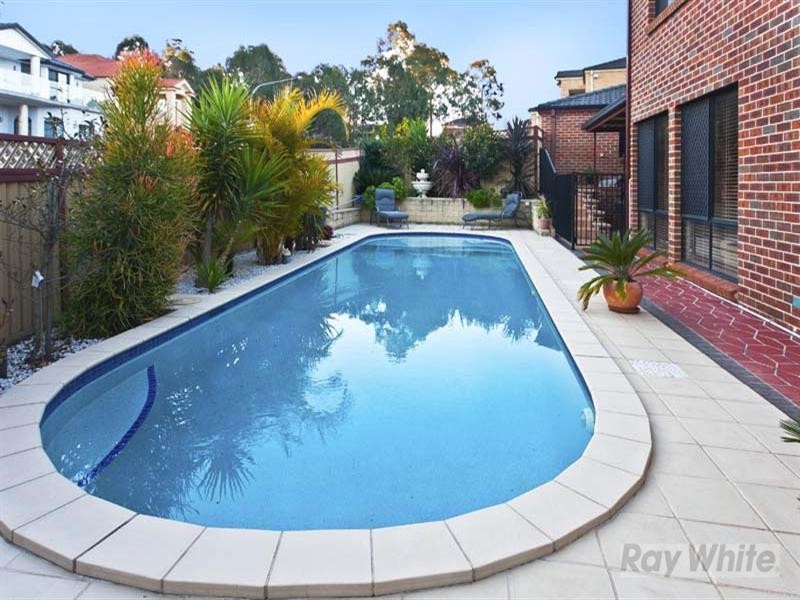 19 Hackett Road, Abbotsbury NSW 2176