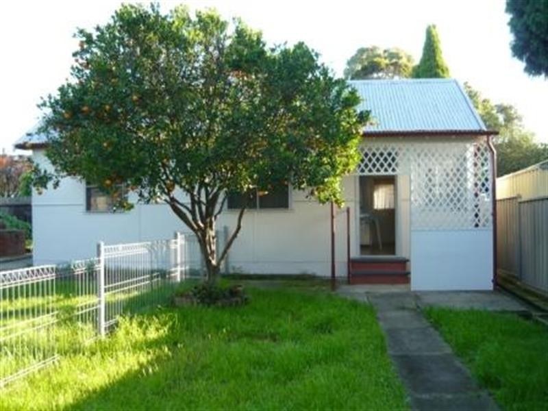 15A Eton Street, Fairfield NSW 2165
