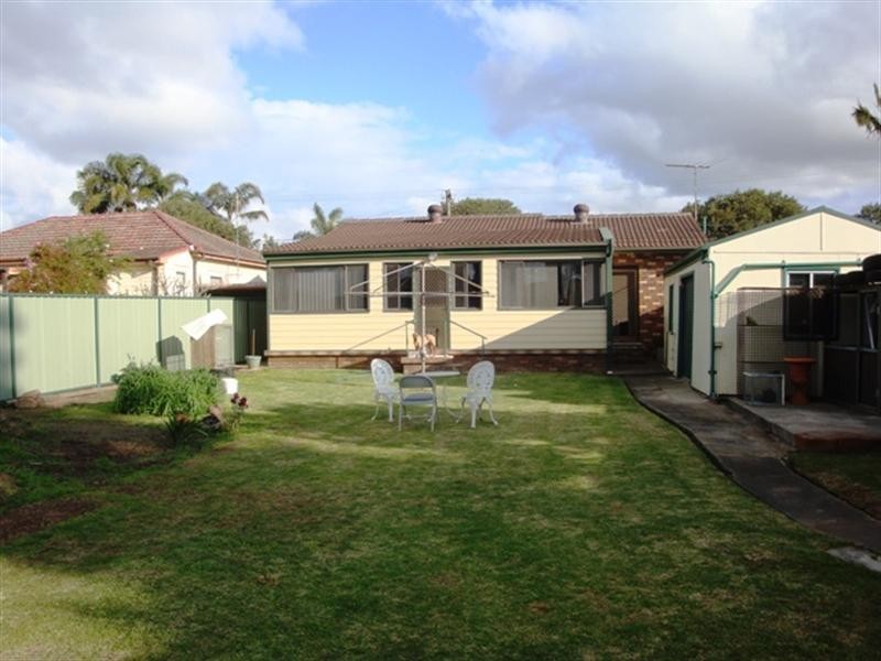 19 Moir Street, Smithfield NSW 2164
