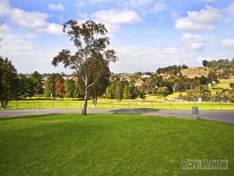 12 Bancroft Road, Abbotsbury NSW 2176