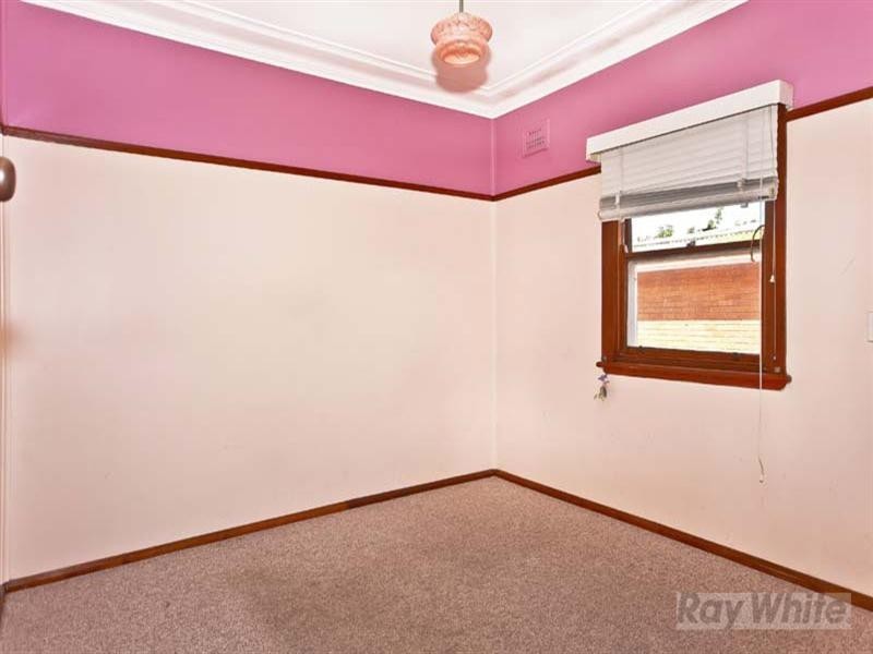 12 Crown Street, Fairfield East NSW 2165