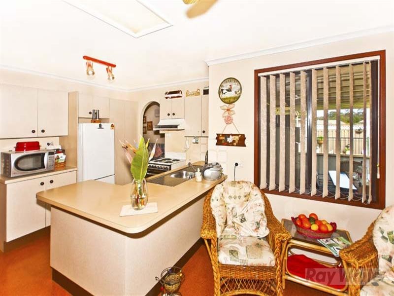 35 Gundagai Crescent, Wakeley NSW 2176