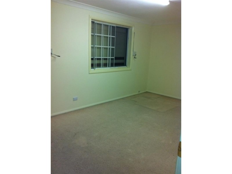 5 Lozano Place, Bossley Park NSW 2176