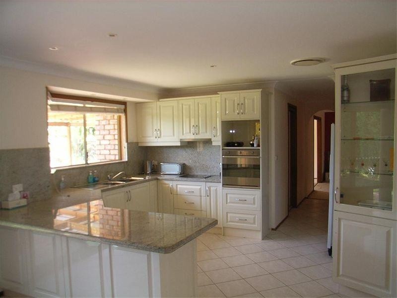 42 Darling Street, Abbotsbury NSW 2176