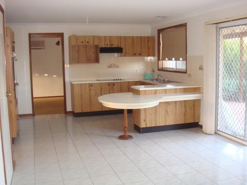 35 Holbrook Street, Bossley Park NSW 2176