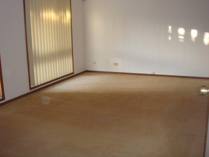 35 Holbrook Street, Bossley Park NSW 2176