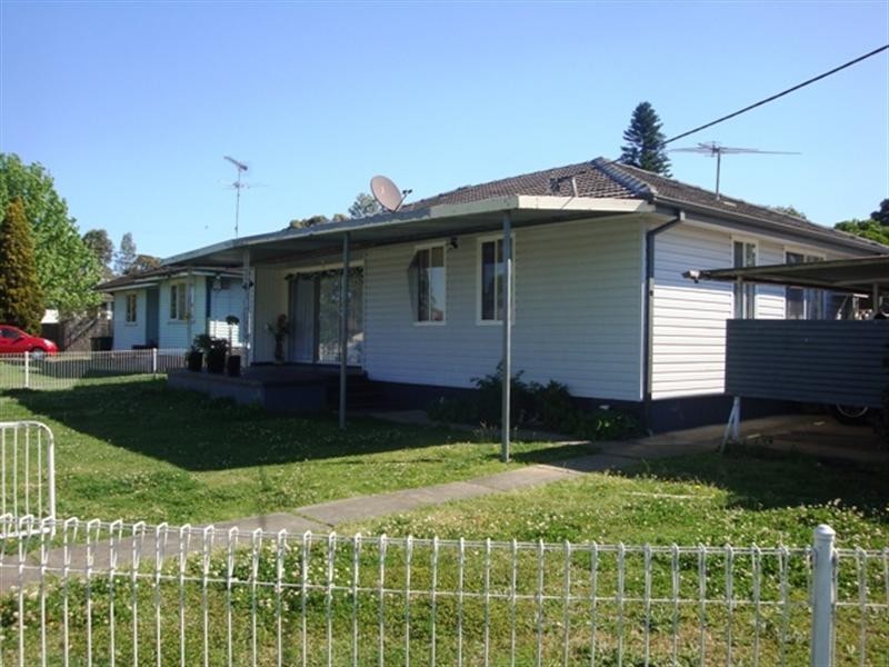 14 Shamrock Street, Smithfield NSW 2164