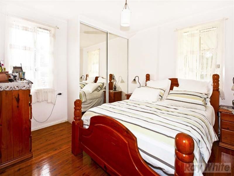 14 Shamrock Street, Smithfield NSW 2164