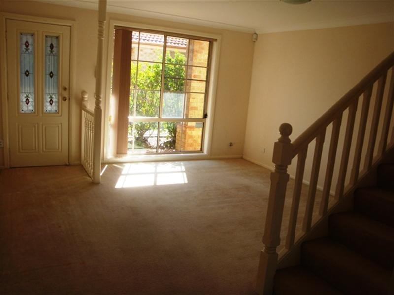 8/15-18 Dalton Place, Fairfield West NSW 2165