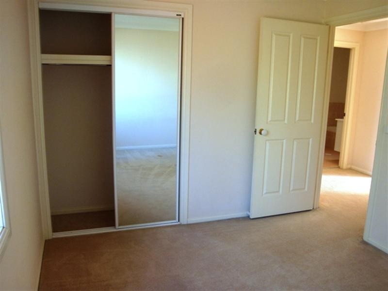 8/15-18 Dalton Place, Fairfield West NSW 2165