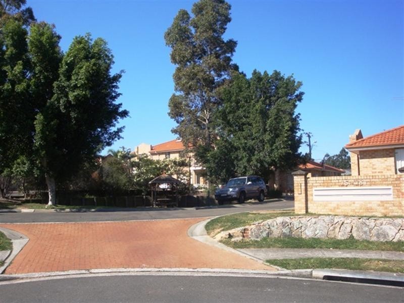 8/15-18 Dalton Place, Fairfield West NSW 2165