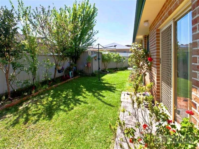 1/25 Boomerang Road, Edensor Park NSW 2176