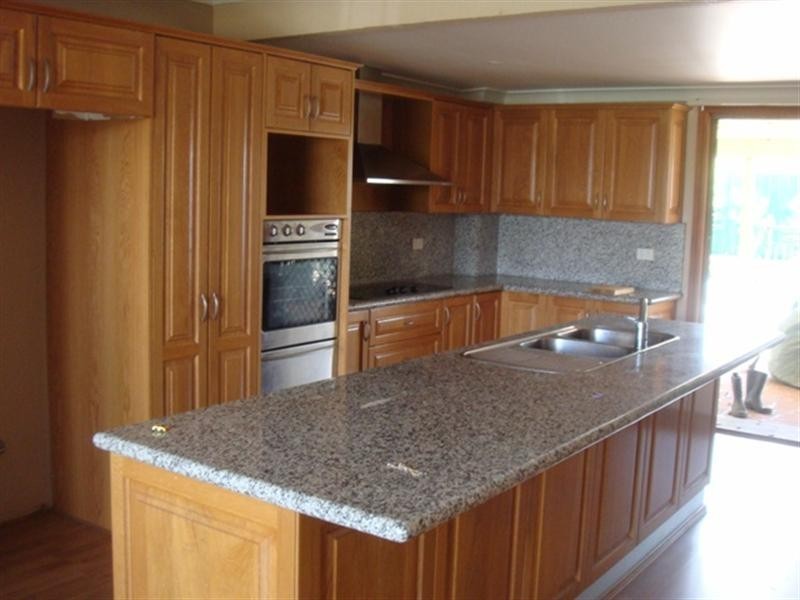 33 Morna Street, Greenfield Park NSW 2176