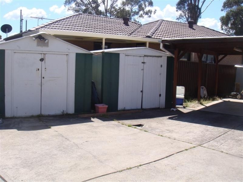10 Marble Street, Bossley Park NSW 2176