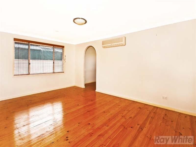 34 Lawley Street, Bossley Park NSW 2176