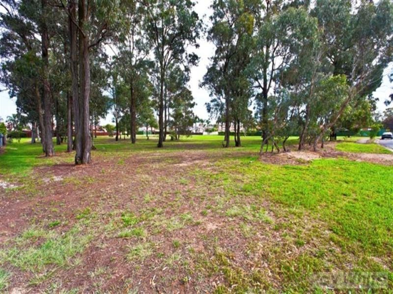 34 Lawley Street, Bossley Park NSW 2176